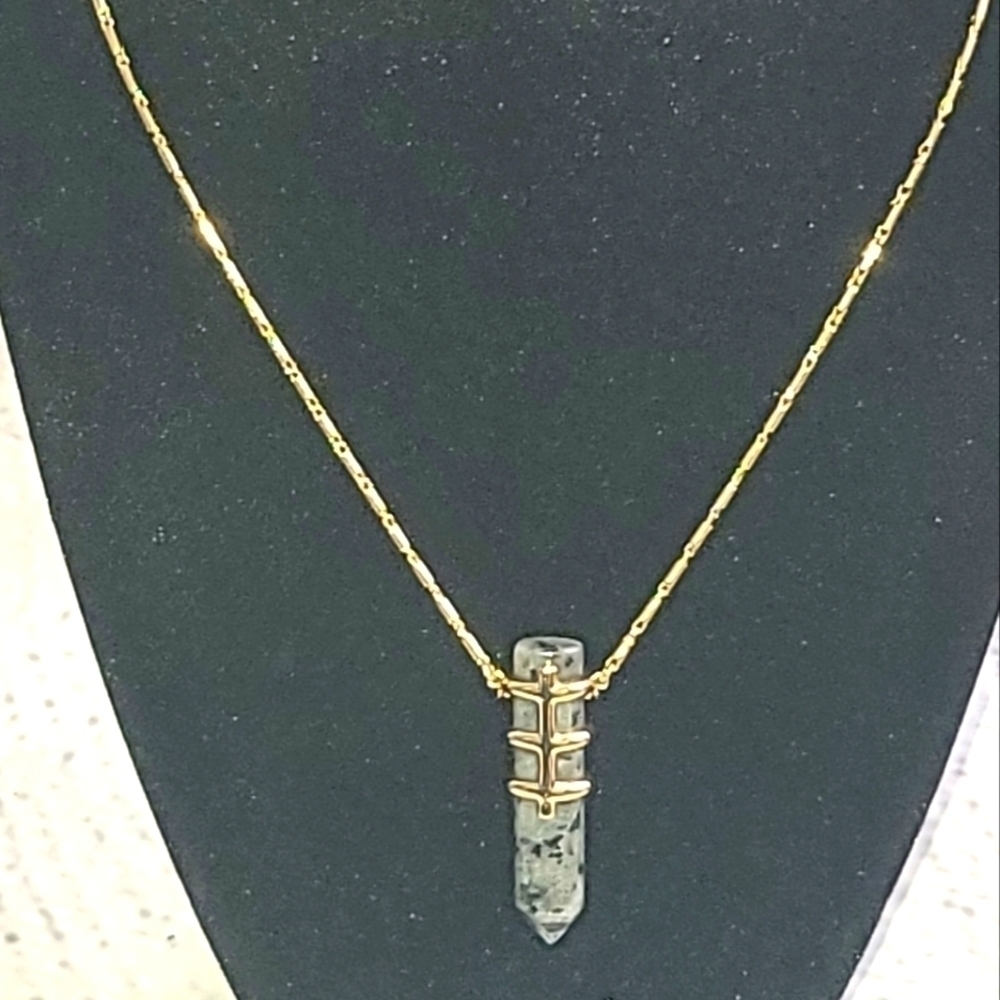 Stella & Dot Legend Necklace